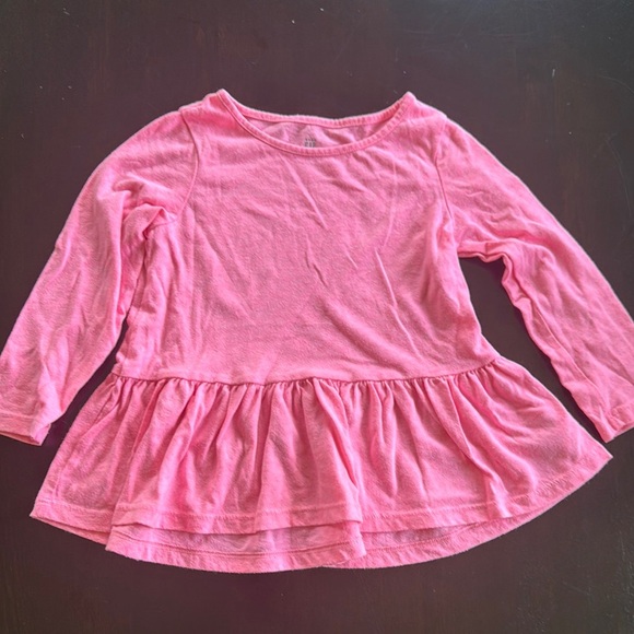 GAP Bubblegum Pink Long Sleeve Peplum Tee - Picture 1 of 2